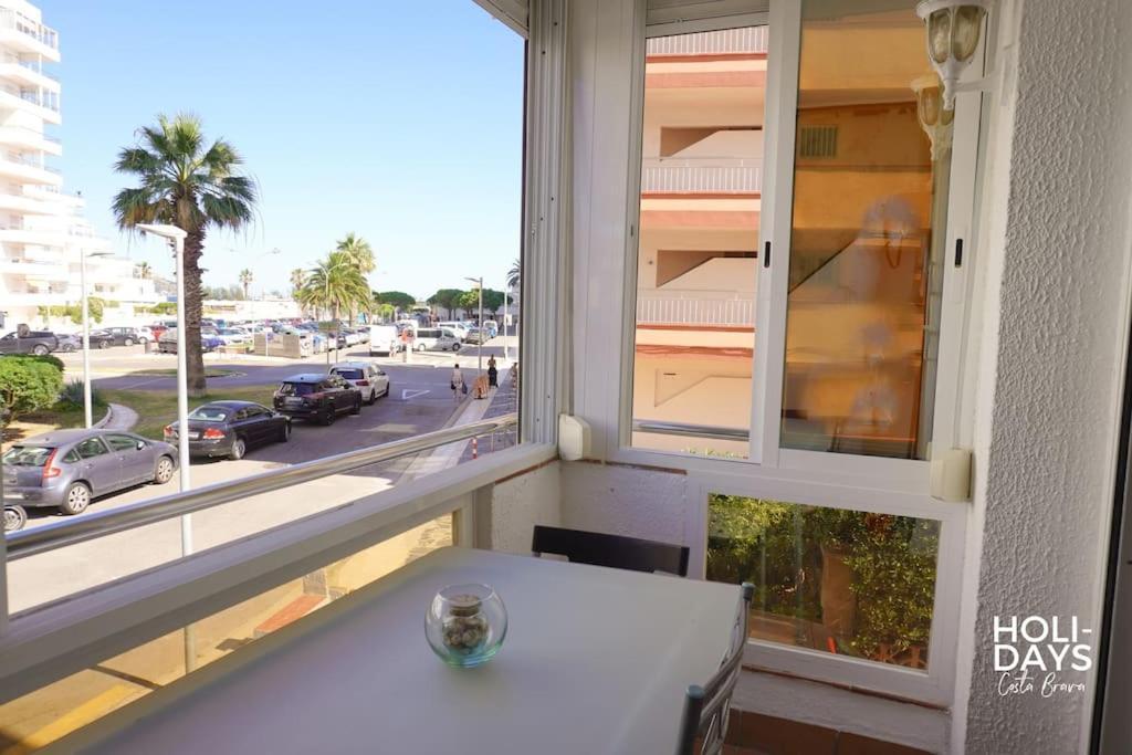 Apartamento Marina Dreams Ρόζες Εξωτερικό φωτογραφία
